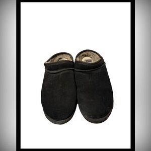 UGG Women's Black Suede Flats